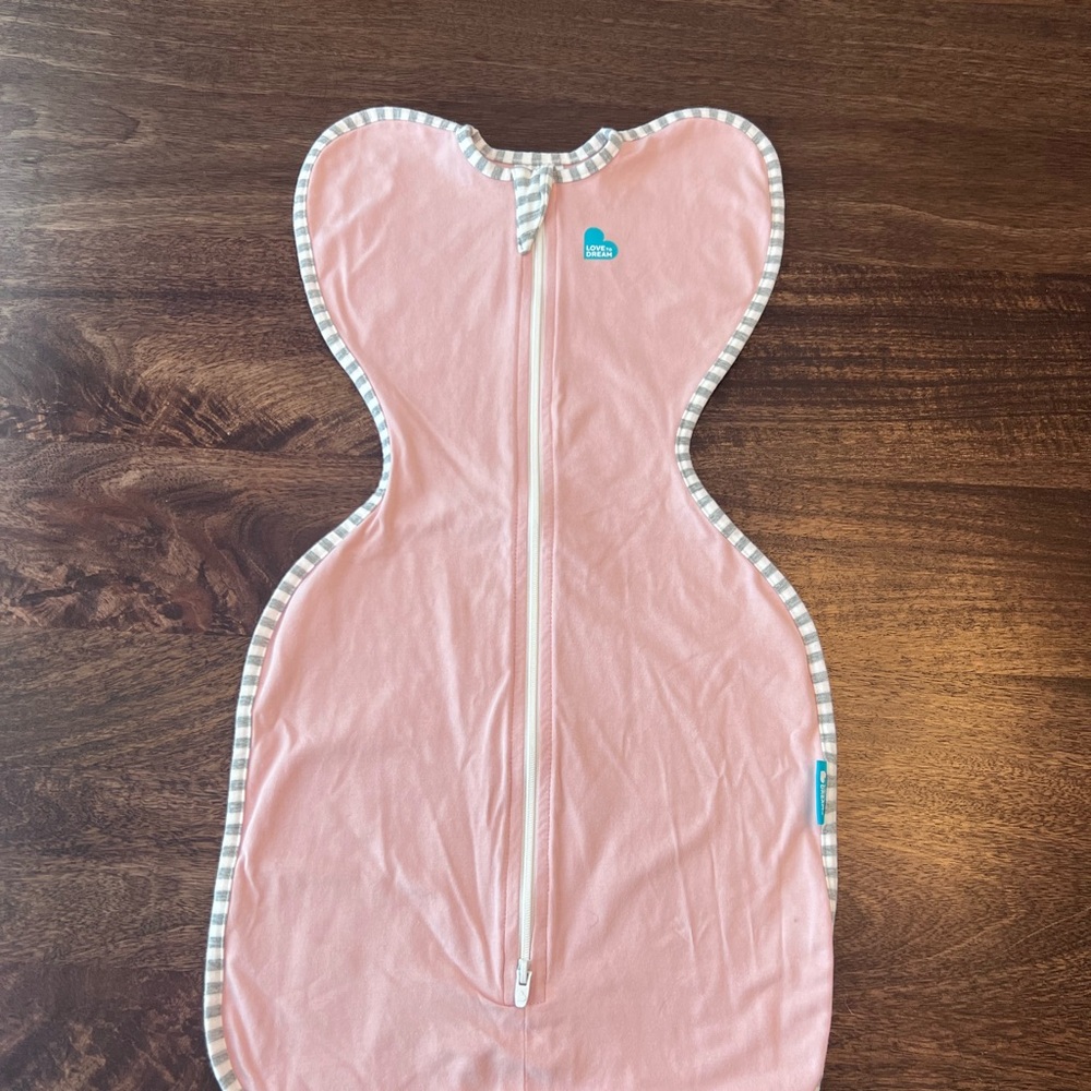 Love to Dream Pink Swaddle